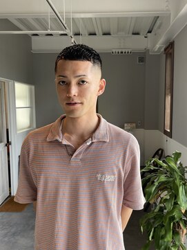 西本整髪 クロップ　ハイフェード　スキンフェード