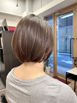 クレス 新宿御苑前(cresc) ナチュラルショートボブ♪