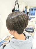 30代40代50代/白髪ぼかしハイライト/ツーブロ前下がりショート
