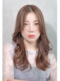 大人レイヤーロング顔周りレイヤーバングセンターパート