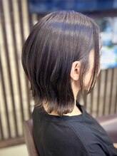トレセッテ(tre sette) 外ハネボブ/ショートスタイル/寒色系カラー