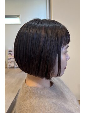 クオーラ(cuaura) ワインレッドミニボブ