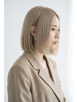 パツっと切りっぱなしボブ