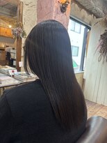 ロッソバイアルター 鎌取(ROSSO by aL-ter)&nbsp;黒髪/クラゲヘアー/オリーブグレー/小顔/ココアベージュ/鎌取