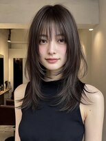 ケシキ 表参道 原宿(kesiki.) ミディアムレイヤー顔周りカットハッシュカットワンホンレイヤー