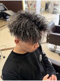 人気No.1 ホワイトメッシュ×ツイストパーマ &nbsp;丸山