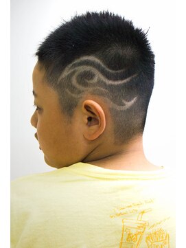 カプリヘアーデザイン(Capri Hair design) ソフトボーズ★キッズバリアート