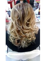 ピア ヘアーズ PIAA hair's&nbsp;バレイヤージュグラデーションカラー