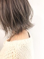 シカタ シーカ 鎌倉(CICATA/ShIKA.)&nbsp;【CICATA 鎌倉 高力】外はねグラデーション肩上ボブ