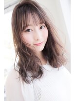 ヘアメーク ヴォリオ(hair make Voglio) 寒色系カラーのセミロングスタイル