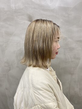 アカ(ACA) 【ACA】クリアベージュの切りっぱなし　外ハネボブ