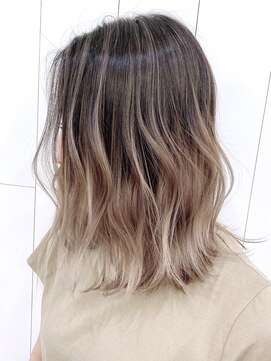 アイティー バイ アルバム 中野店(IT by ALBUM) ハイライトグラデーション_フェミニンロング_ba301112