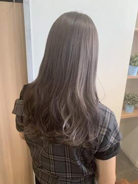 モモ(MOMO) 透明感　アディクシー