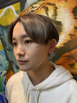 ユーアールキャッスル(UR CASTLE) ベリーハンサムショートセヨー