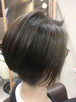 ヘアサロンアンドヘアメイクディー(hair salon hair make D)&nbsp;絶壁解消/刈りあげ 前下がり ショート ミディアム ふんわりボブ