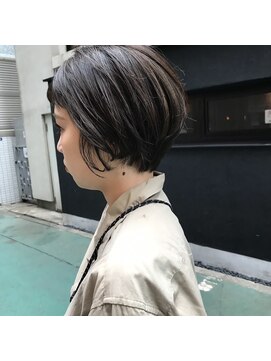 ラレイ(Lalei) *丸みショート×ハイライト 辻幸奈 表参道