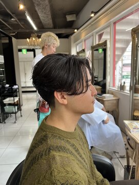 アイズ 海老名(AIZU) センターパート カルマパーマ メンズパーマ