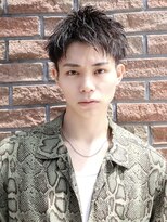 アーリー(Ali'i)&nbsp;アップバング束感ショート刈り上げツーブロックツイストパーマ