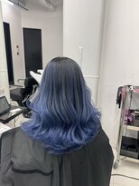 アライブ ハラジュク(ALIVE harajuku) 【ALIVE yu-ki 大変身!?色落ちシルバーのバレイヤージュ】