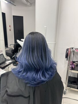 アライブ ハラジュク(ALIVE harajuku) 【ALIVE yu-ki 大変身!?色落ちシルバーのバレイヤージュ】