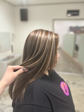 シャンクスヘア(SHANKS HAIR) ハイライト