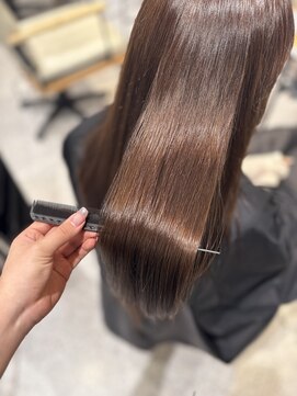 ゼストララ(ZEST Lara) トーンアップブラウンカラー