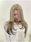 レイヤーカット×ブランドベージュ×ブラック