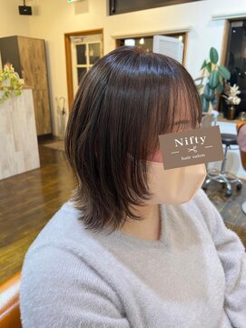 ニフティー(Nifty) ショートウルフ/ベージュブラウン/ボブ