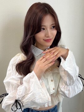 アモレット(amoretto) ピンクブラウン 顔周りカット 顔周りレイヤー 韓国風巻き