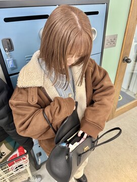 ヒビヲ(HIBIO) 横浜ボブケアブリーチダブルカラータッセルボブ切りっぱなしボブ