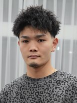 ログ(LOG)&nbsp;メンズショート ツイストパーマ テーパーフェード メンズ 高松