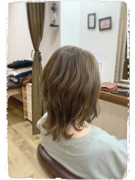 リン ヘアファクトリー アンド アイラッシュサロン(RIN) ソフトルウルフヘア+ベージュグレージュカラー