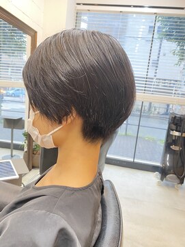 イン(in.) ショートボブ46