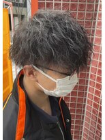 クオンヒール(QUON HEAL)&nbsp;緩め縦落ちツイストスパイラル無造作マッシュ