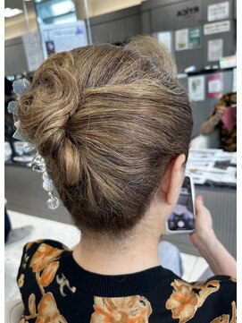 ル サロン リーカ 高見ノ里駅前本店(Le’Salon RYiCA) アップ