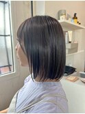 柔らかグレージュ