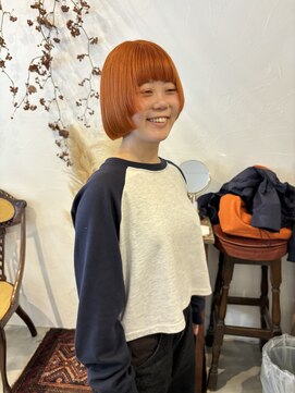 エヌイー(ne' by MAULOA) "こっくりオレンジ×デザインボブ"    堀川葵衣