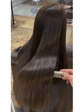 ドール(DOLL) ロングスタイル　美髪矯正　ケアカラー