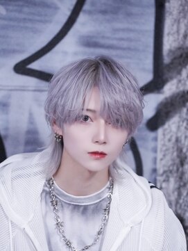 ポプルス(popls) ウルフカット/マッシュウルフ/ホワイトカラー/メンズウルフ