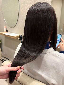 ウィタ(wita.) 髪質再生カラー/艶髪ロング/ダークブラウン