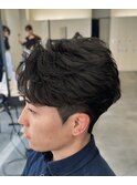 韓国へアカルマパーマワックスなしセンターパート黒髪ウルフ