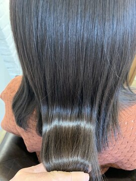 アズグロウ エクラ(AS GROW 'eclat) 話題の髪質改善縮毛矯正で艶々に☆20代/30代/40代