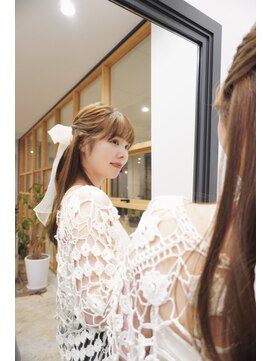 ハレ(hale) リボンで簡単ハーフアップ