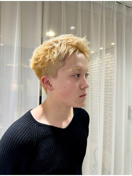 パトゥ 烏丸(patou) メンズカット&ブリーチカラー