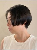ツヤ感丸みひし形ショートボブ【恵比寿スタッフ募集中】