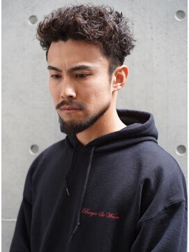 レジュアル(RESSUAL) 刈り上げブルーブラックフェザーパーマサーフカール