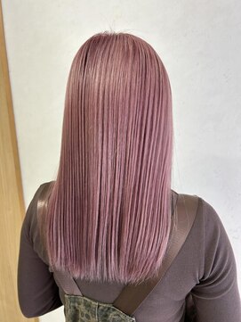 リア(Lia by KENJE) 秋にぴったりピンクベージュ！