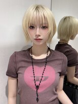 サロウィンフレンテ 新宿三丁目(SALOWIN Frente)&nbsp;石塚／ぱっつん顔まわりウルフレイヤーミニタッセルボブ10代20代