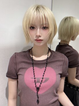 サロウィンフレンテ 新宿三丁目(SALOWIN Frente) 石塚/ぱっつん顔まわりウルフレイヤーミニタッセルボブ10代20代