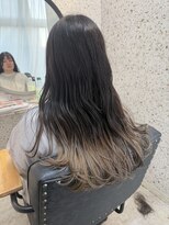 ラニヘアサロン(lani hair salon)&nbsp;ミルクティーグレージュ/グラデーションカラー/裾カラー/